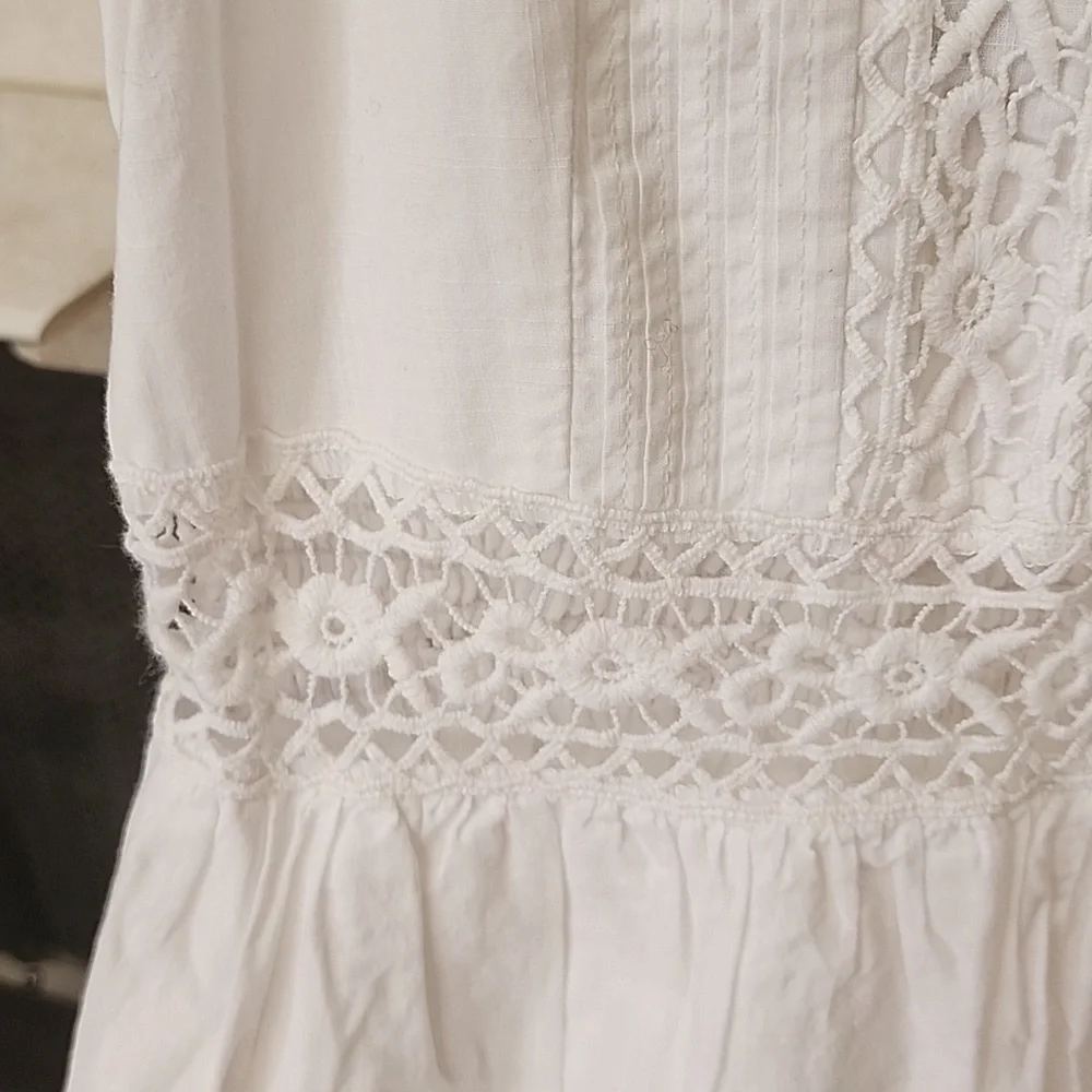 ๐๐ฉท ABERCROMBIE CROCHET EMBROIDERED MINI DRESS ๐ฉท๐ - Picture 7 of 17